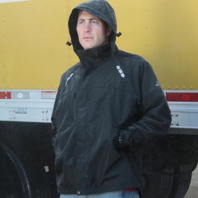 RefrigiWear Lightweight Rain Jacket - Waterproof Raincoat With Detachable Hood 6 RefrigiWear Lightweight Rain Jacket - Waterproof Raincoat With Detachable Hood - Image 6