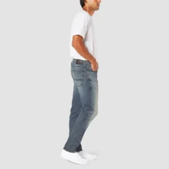 DENIZEN® From Levi's® Men's 216™ Slim Fit Jeans
